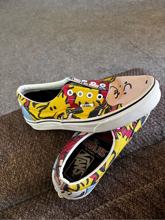 Peanuts Other - Peanuts Multicolor Graphic Slip-On Shoe gently used size 6 US men or  women 7/12